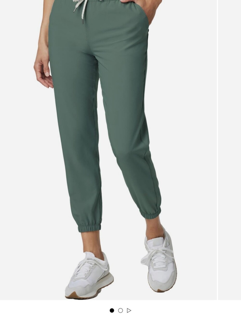 NWOT!! vuori(M) Women's, Weekend Jogger- Light Sage Green